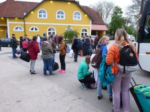 A hazaérkezést követően, kiegészülve a német diákokkal.